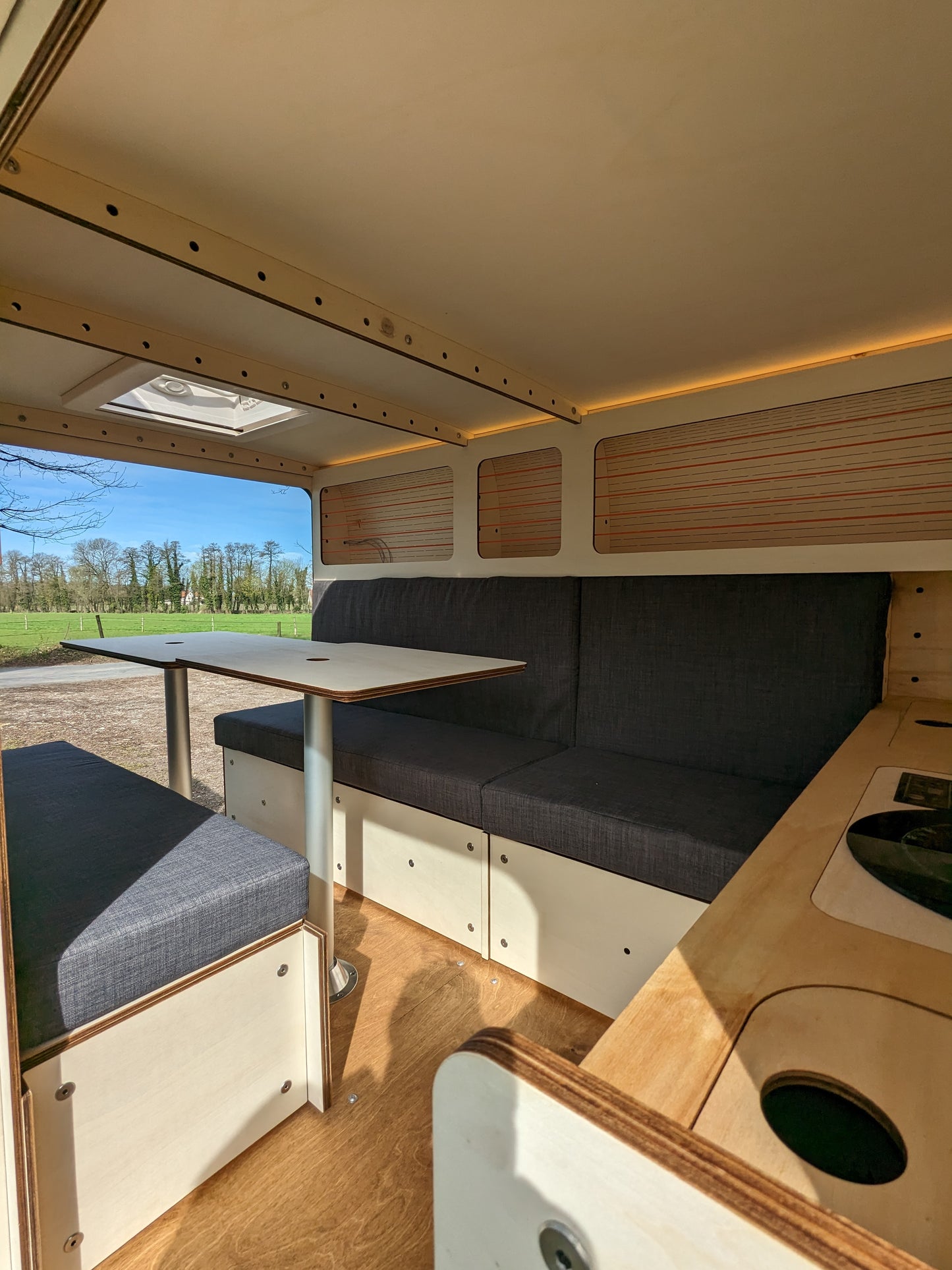 Wohnmobilausbau für Ford Transit