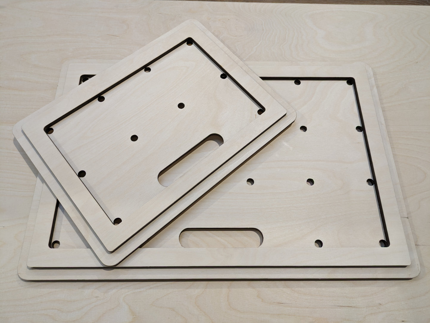 Euroboxdeckel mit rutschfester Unterseite – stabiler Sitz & Fixierung