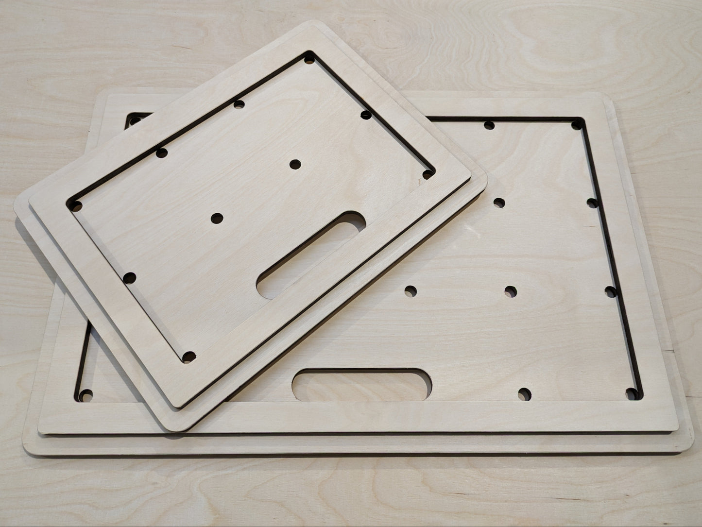 Euroboxdeckel mit rutschfester Unterseite – stabiler Sitz & Fixierung