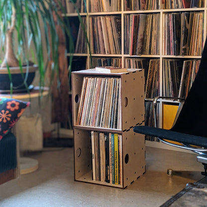 LP Ordnungssystem aus Holzkisten