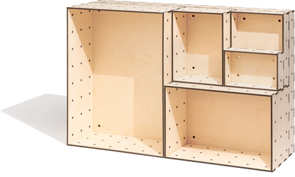 Kisten aus Sperrholz in verschiedenen Größen